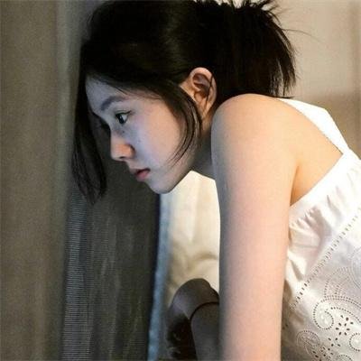 三女性封面